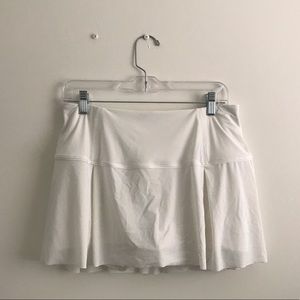 LuLuLemon White skirt / size 8